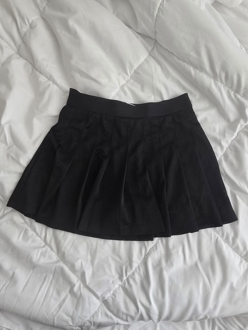 Pink pleated skirt